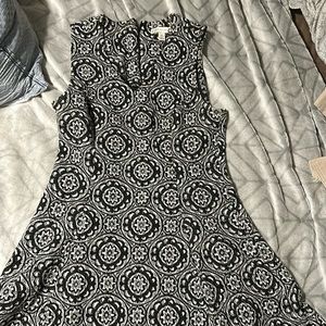 Sleeveless dress